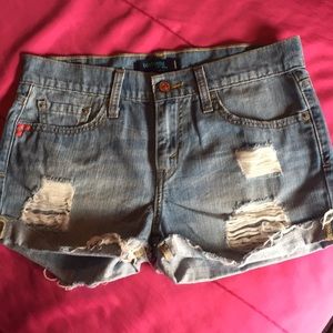Levi’s Boyfriend Shorts 3